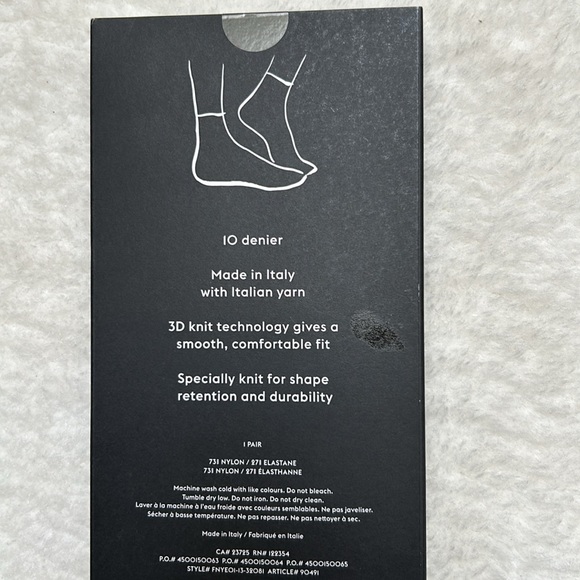 NWT Aritzia Babaton Sleek Ankle Sock - Picture 3 of 3